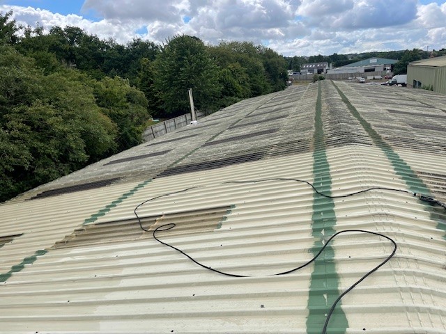 commercial roof cleaning